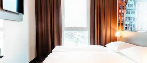 Chambre Double | Literie hypoallergénique, bureau, Wi-Fi gratuit, draps fournis