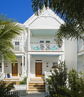 Terrace/patio - Work From Here at Parrot Key Hotel & Villas (Key West)
