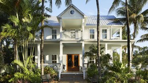 Unclassified image, 3 of 6, button - Work From Here at Parrot Key Hotel & Villas (Key West)