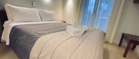 1 bedroom, in-room safe, free WiFi, bed sheets