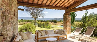 Villa Poggio del Sole, 8-10 Pax, Private Pool, Air Conditioned