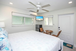 1 habitación, tabla de planchar con plancha, wifi gratis y ropa de cama 