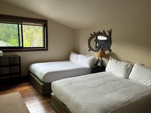 3 bedrooms, free WiFi, bed sheets