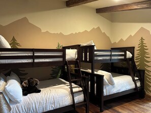 3 habitaciones, wifi gratis y ropa de cama 