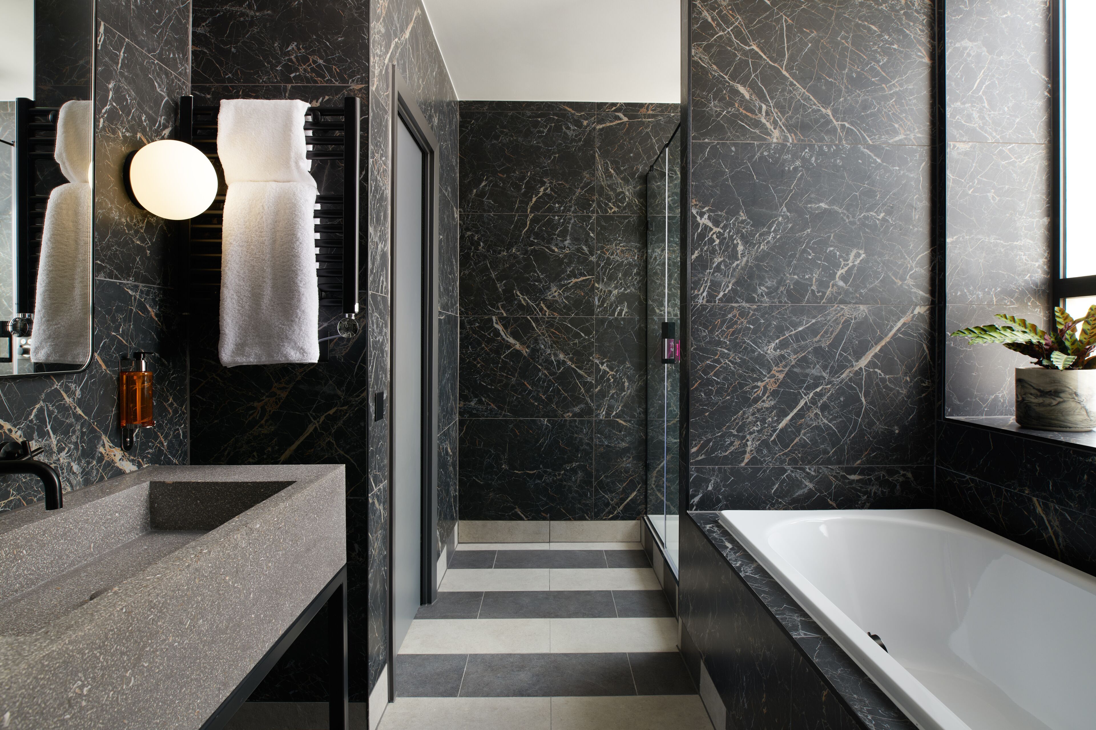 suite | bathroom | free toiletries, hair dryer, towels, soap