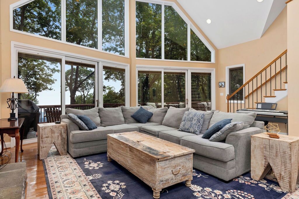 智能电视、壁炉、电子游戏、影片库