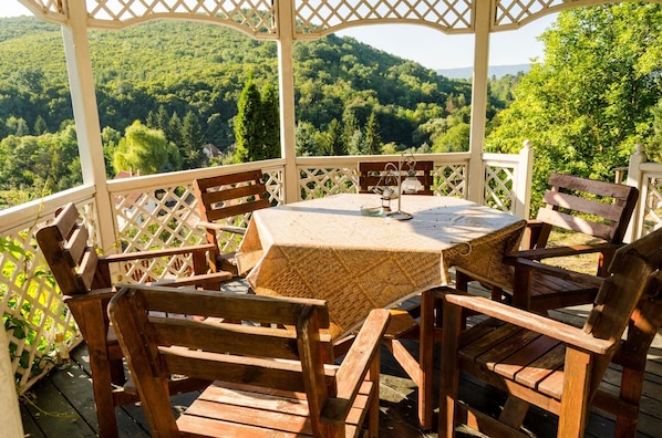 Restauration extérieure