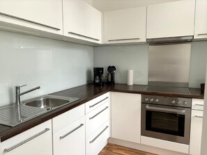 Kühlschrank, Ofen, Geschirrspüler, Toaster