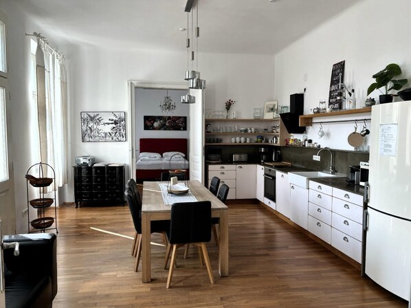 Fridge, microwave, oven, dishwasher