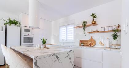 Ganz neue Top Villa *****, Grill, Pool,nur 7 km vom Meer entfernt