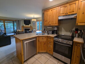 Fridge, microwave, oven, stovetop - Ski In, Ski Out 2 Bed/2 Bath Condo (Sun Peaks)