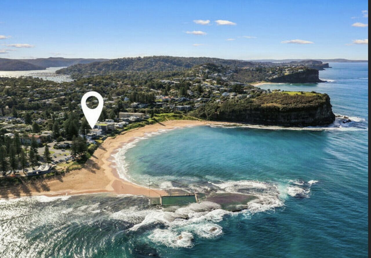 Boutique Getaway steps from  beach — image 2