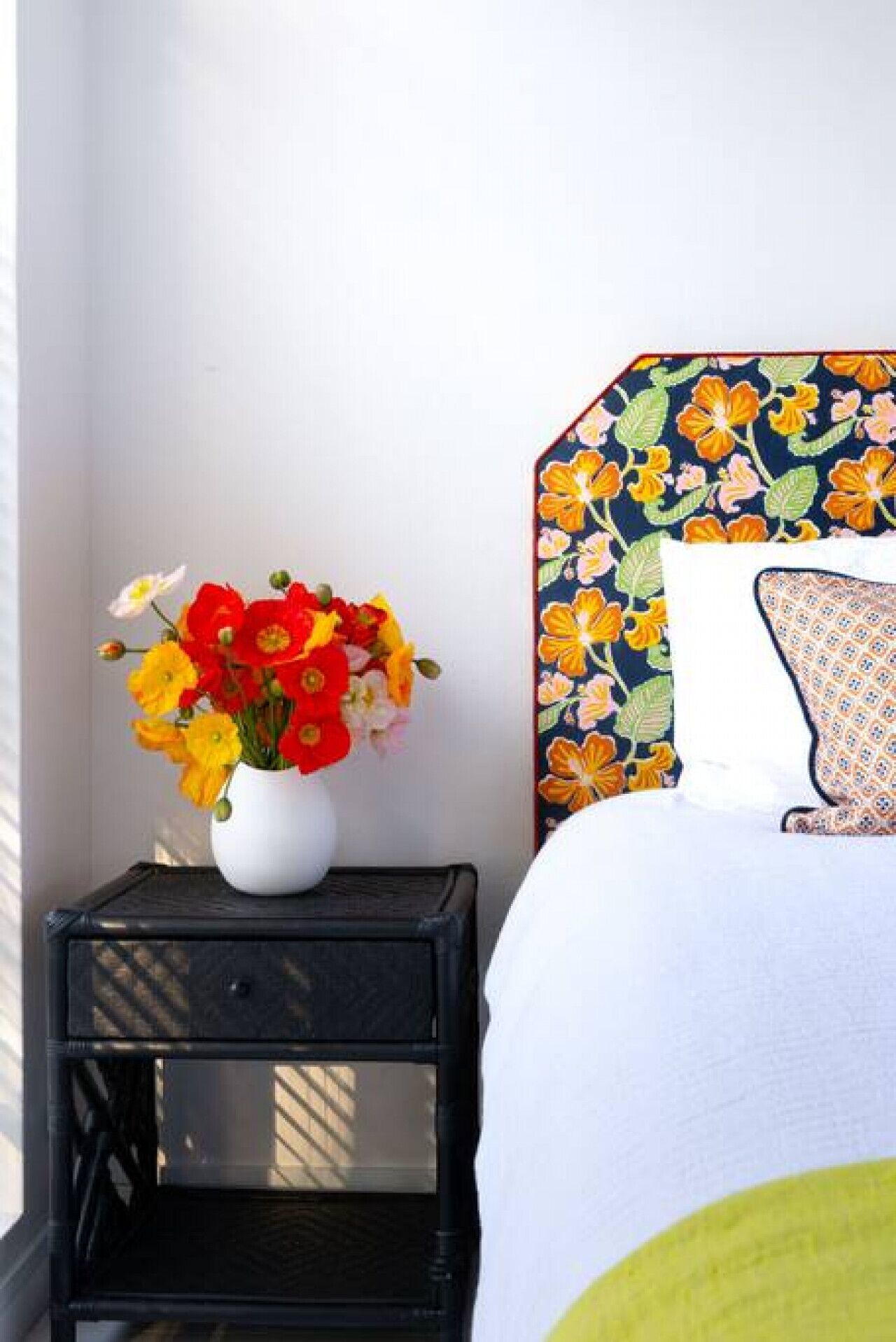 Boutique Getaway steps from  beach — image 17