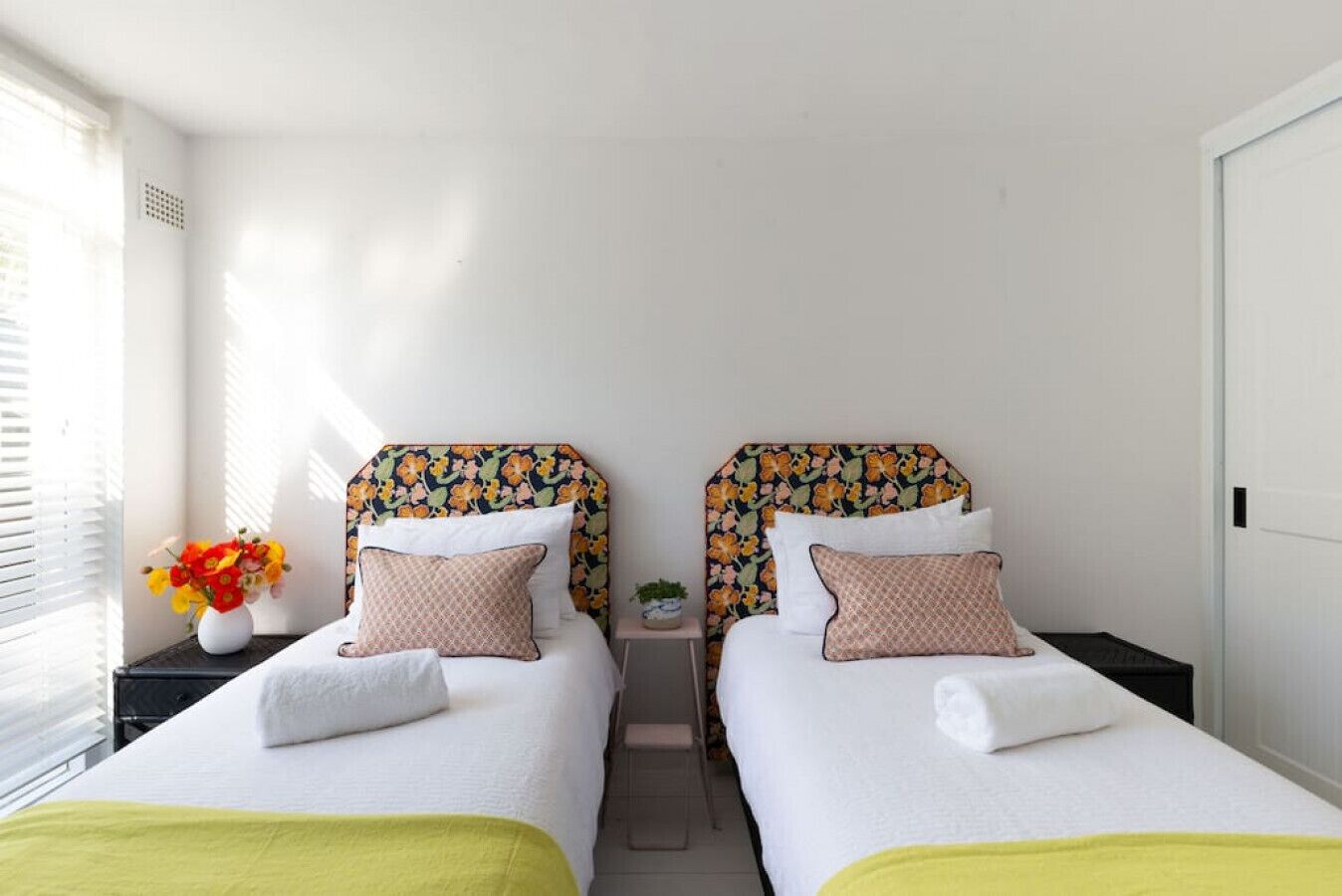 Boutique Getaway steps from  beach — image 15