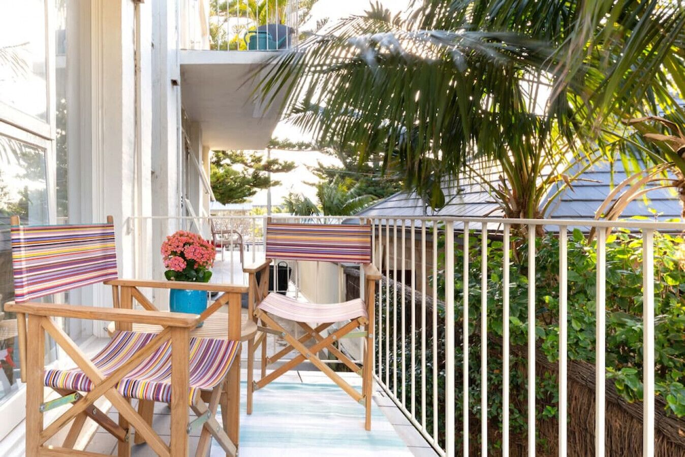 Boutique Getaway steps from  beach — image 16