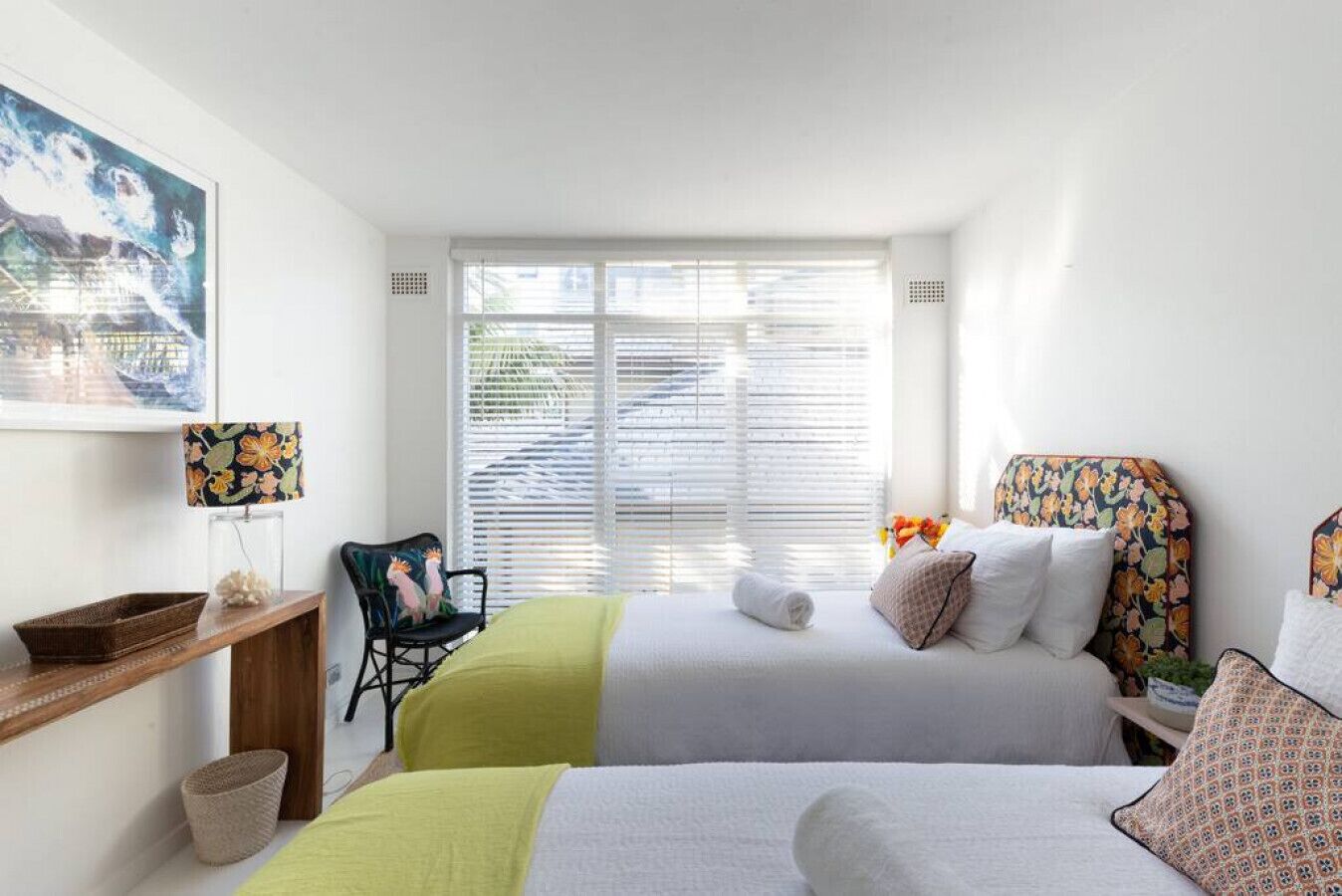 Boutique Getaway steps from  beach — image 7