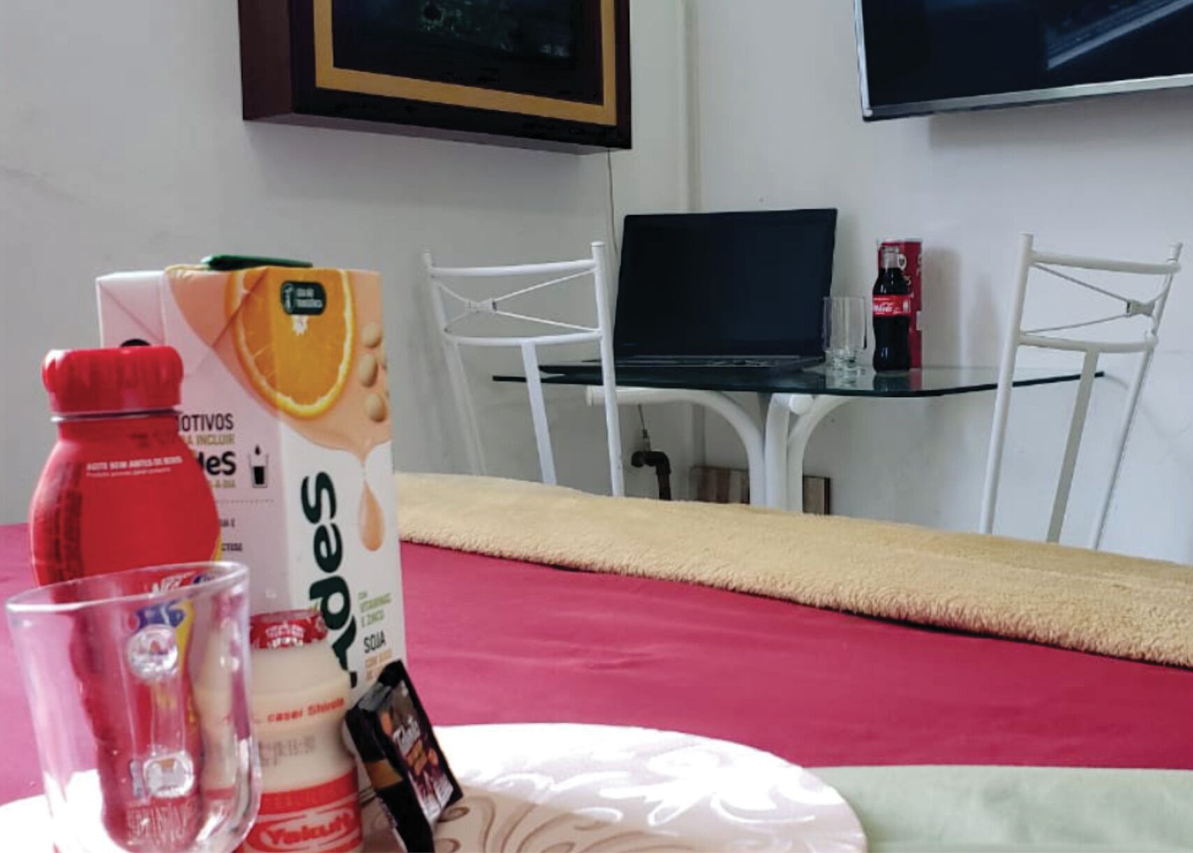 2 quartos, ferros/tábuas de passar roupa, Wi-Fi, roupa de cama