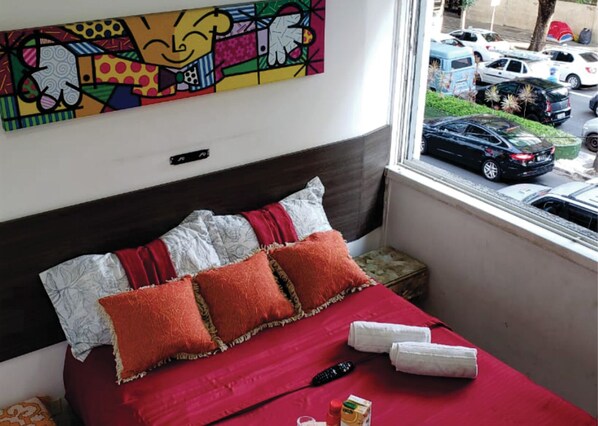 2 quartos, ferros/tábuas de passar roupa, Wi-Fi, roupa de cama