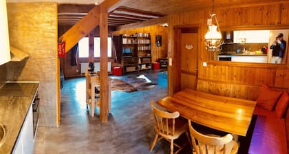 Beautiful large ski chalet in the mountains