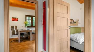 1 camera, Wi-Fi gratuito