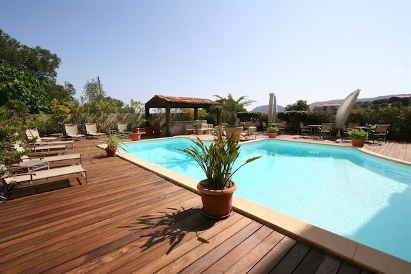 Piscine extérieure
