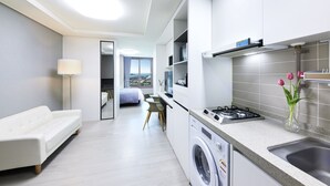 Ảnh chưa phân loại, 5 trong số 43 ảnh, nút
