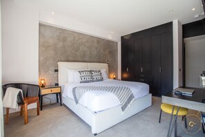 1 bedroom, iron/ironing board, Internet, bed sheets