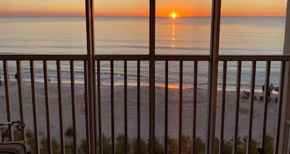 Pool then Beach and nothing in between! Comfy condo on the water!Bonita Springs