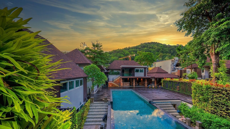 The Cliff Elegance Resort