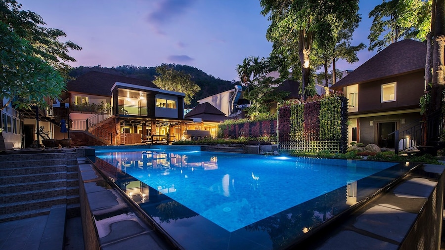 The Cliff Elegance Resort