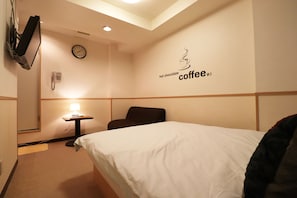 City Double Room, Non Smoking | Bed sheets