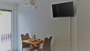 用餐