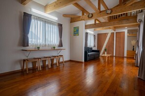 Villa, Non Smoking | 2 bedrooms, iron/ironing board, free WiFi, bed sheets - Yamagata Ryukyu Hatago Onnason (Onna)
