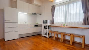 Villa, Non Smoking