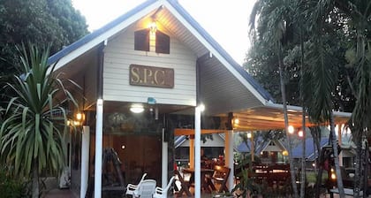 OYO 75380 Bannoichynum Resort Kanchanaburi