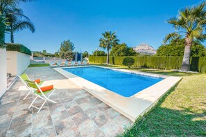 Uklassifisert bilde, 5 av 33, knapp