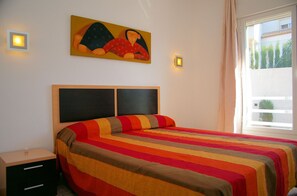 3 camere, ferro/asse da stiro, Wi-Fi gratuito