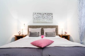 3 bedrooms, WiFi, bed sheets