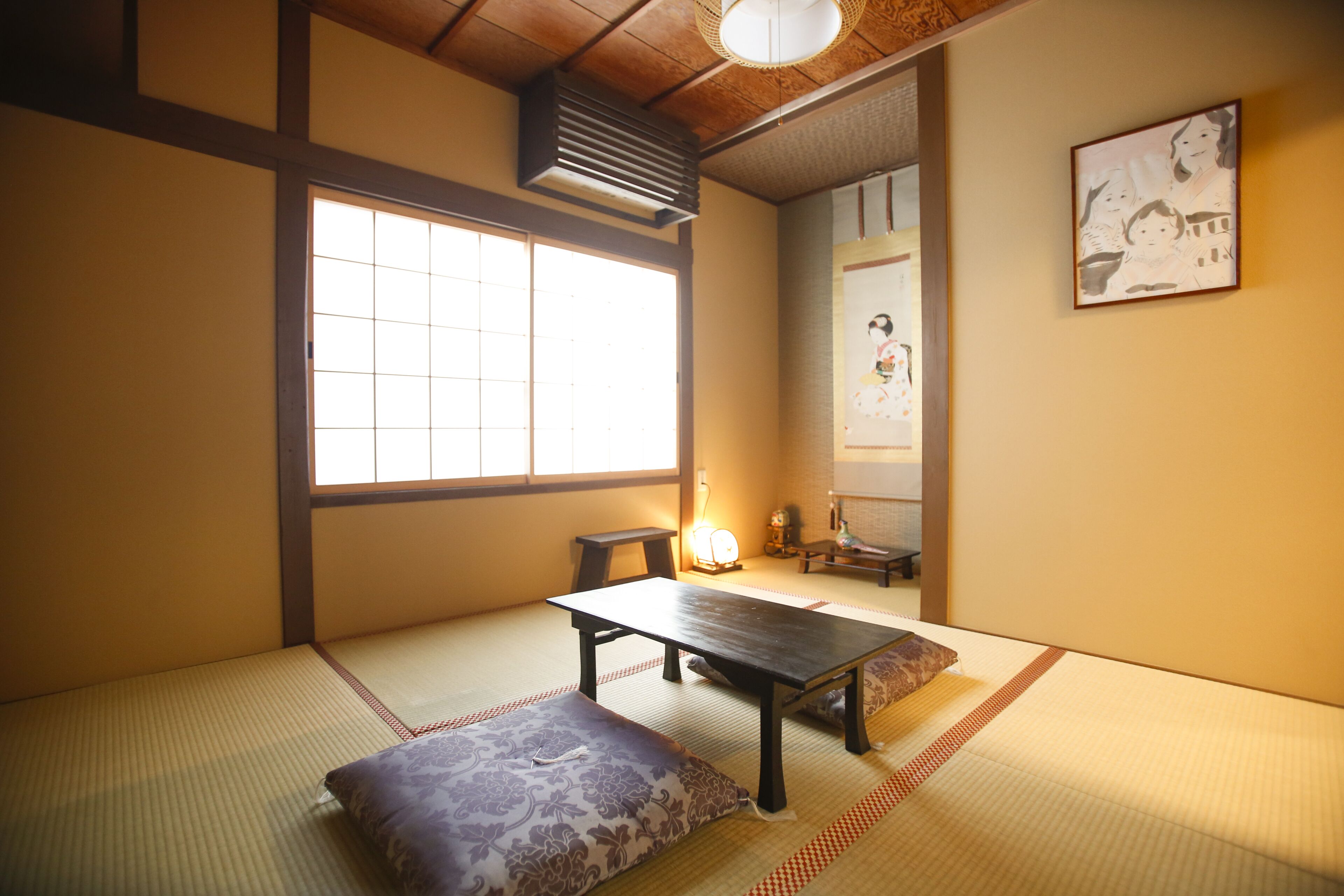 4 개의 침실, 다리미/다리미판, 무료 WiFi, 침대 시트