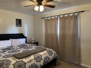 2 bedrooms, desk, travel cot, WiFi