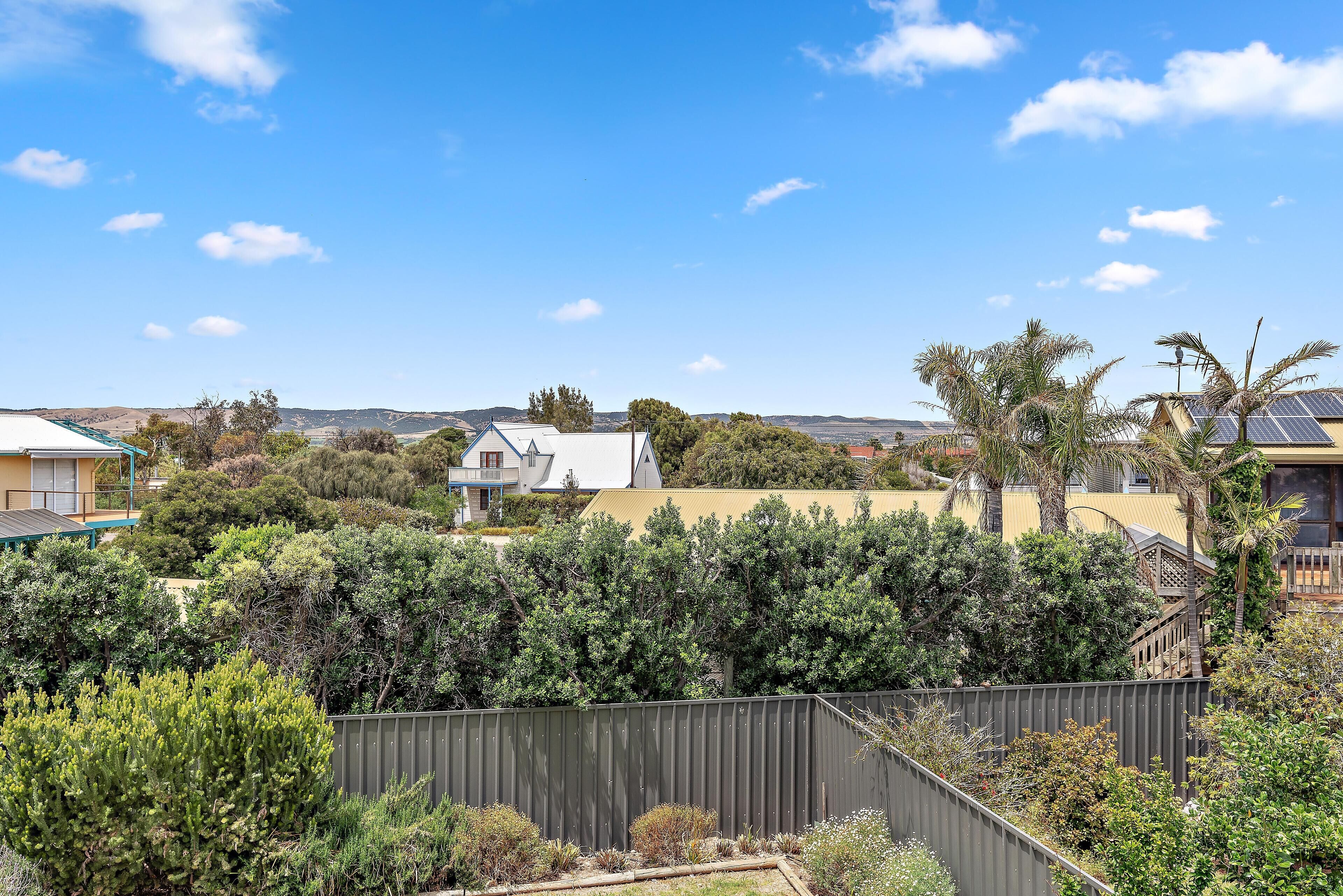 Percival Point ~ Port Willunga - Sweeping Pt. Willunga Sea Views — image 3