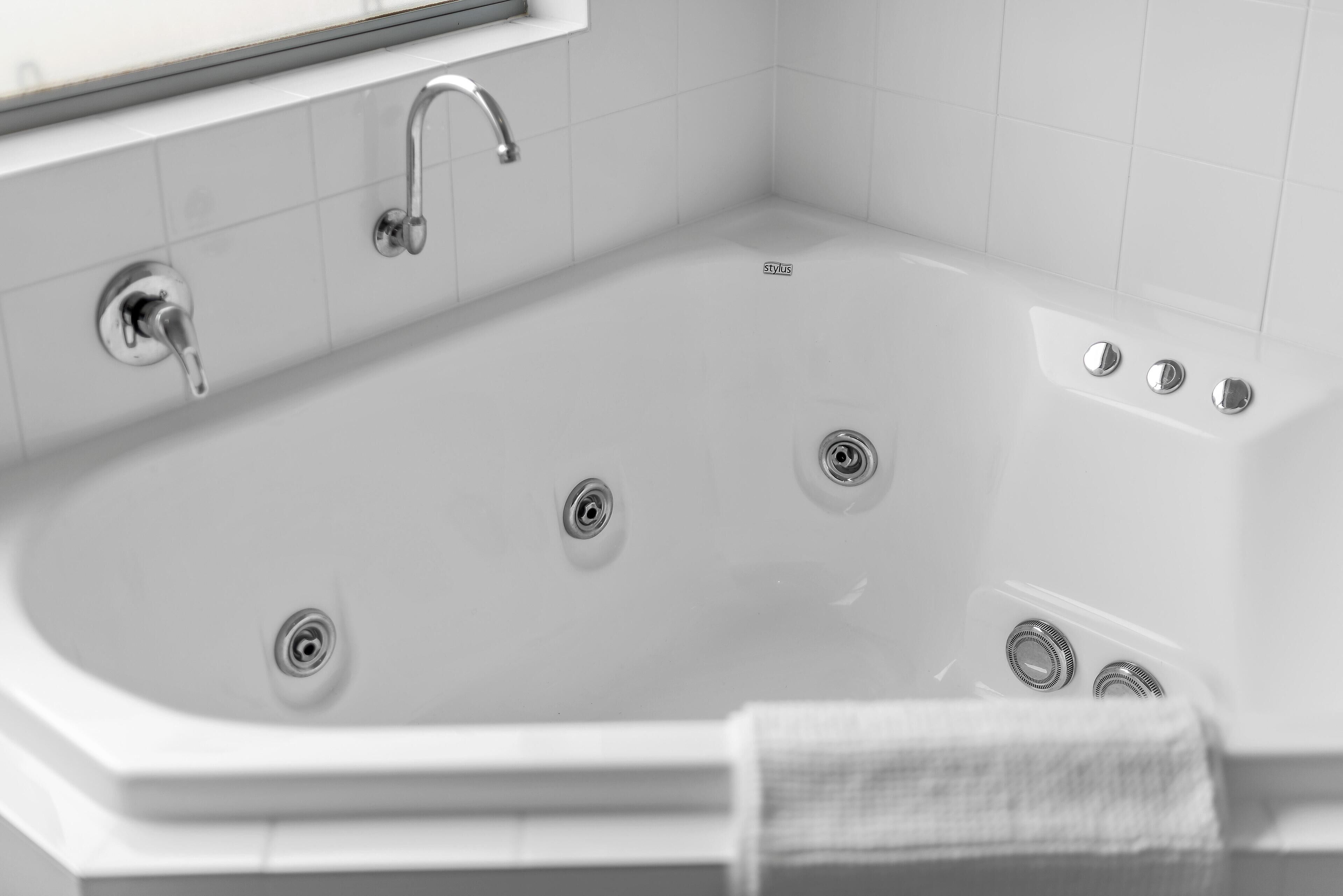 Percival Point ~ Port Willunga - Sweeping Pt. Willunga Sea Views — image 18