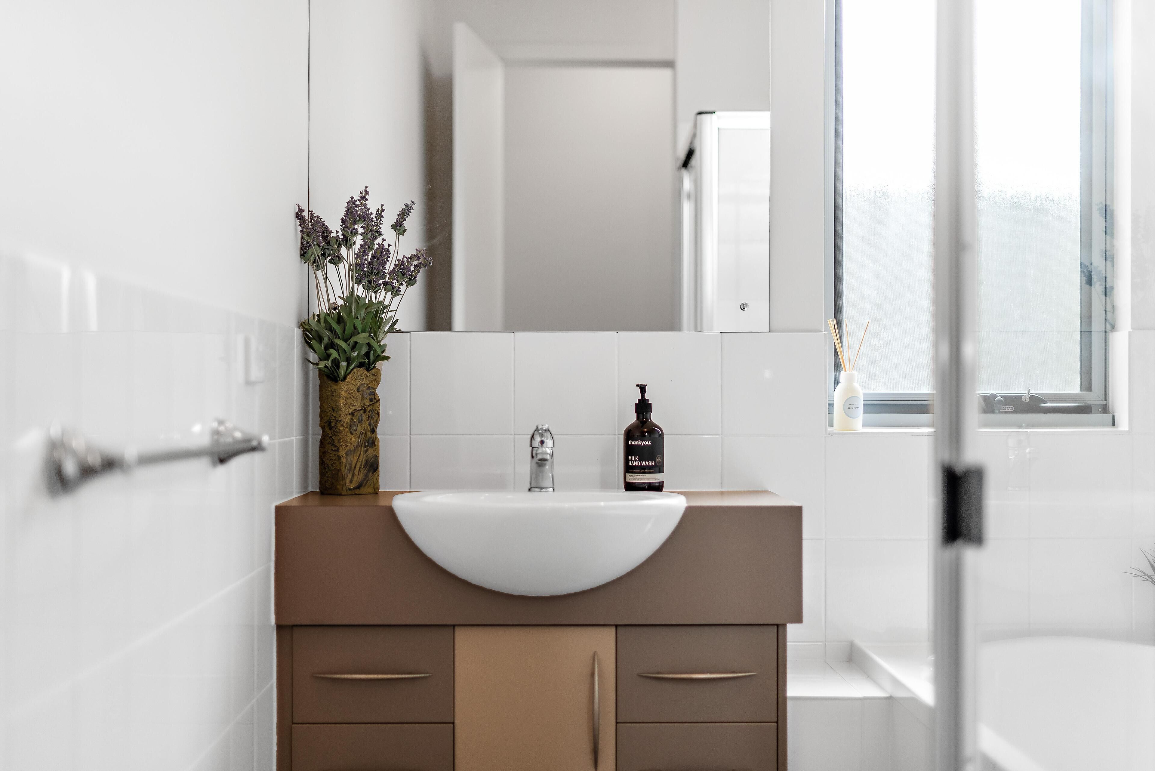 Percival Point ~ Port Willunga - Sweeping Pt. Willunga Sea Views — image 26