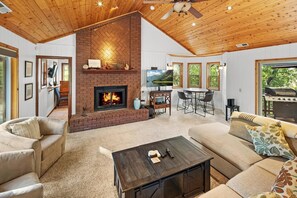 TV, fireplace, DVD player, table tennis