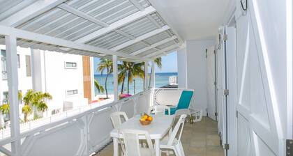 Porzellan Apartment Meerblick vom Balkon