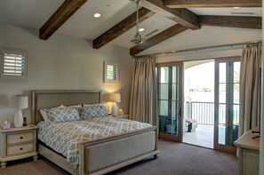 5 Schlafzimmer, Bügeleisen/Bügelbrett, kostenloses WLAN, Bettwäsche