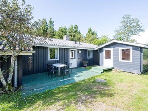 Exterior - 5 Person Holiday Home on a Holiday Park in Nørre Nebel (Norre Nebel)