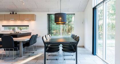 Luxurious Retreat in Henne Strand-by Traum