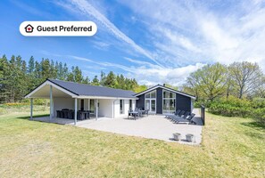 House | Exterior - 5 Star Holiday Home in Henne (Henne)