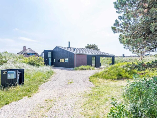 House | Exterior - 6 Person Holiday Home in Henne (Henne)